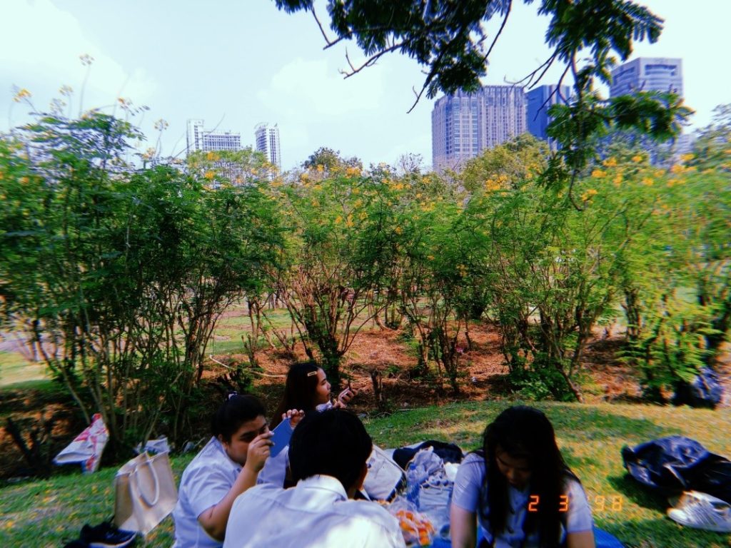 Review ชีวิตสุด FUN Style DEK สาขาการจัดการการท่องเที่ยวและไมซ์ By พี่ตั้มลั่ม เศรษฐโสภณ บางนาค