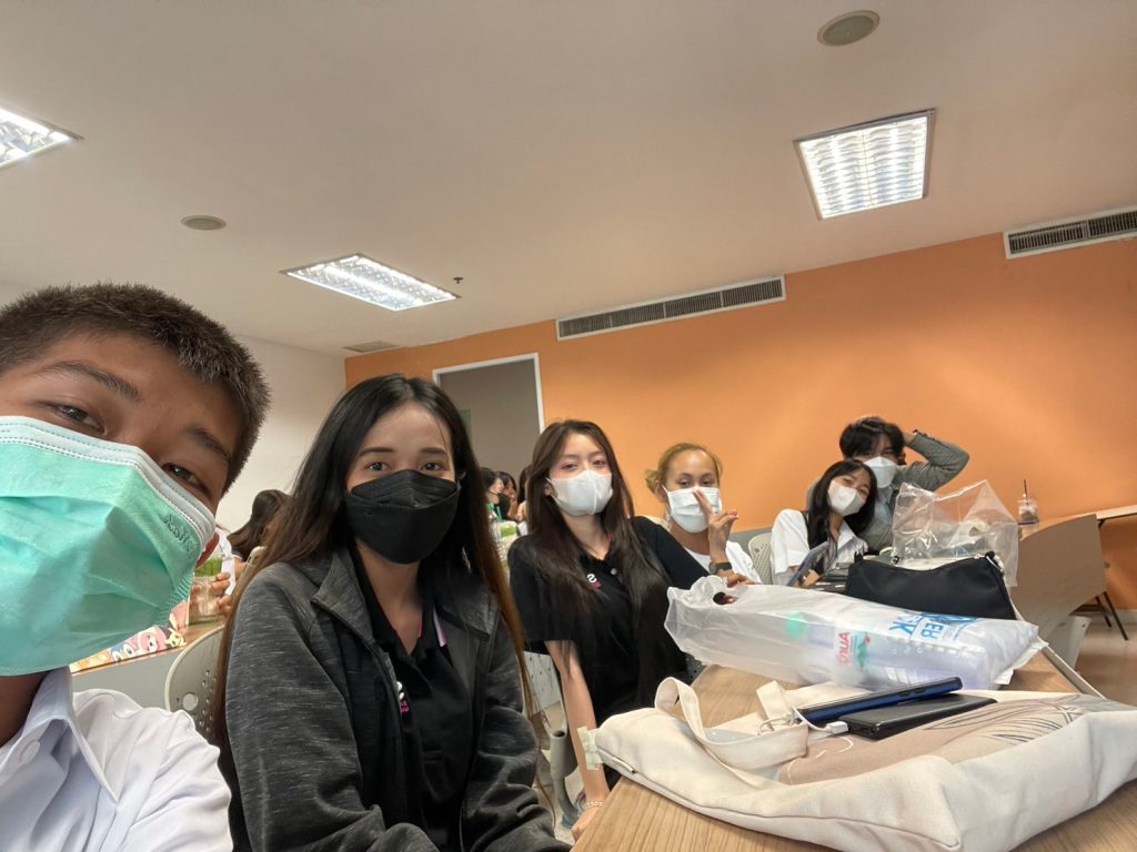 ไม่รู้จะเรียนอะไรดี ก็เรียนทั้ง 2 คณะไปเลย! Review การเรียน Dual Degree วิทยาลัยโลจิสติกส์และซัพพลายเชน By เดียร์ สกุลวรา ด้วงแสง
