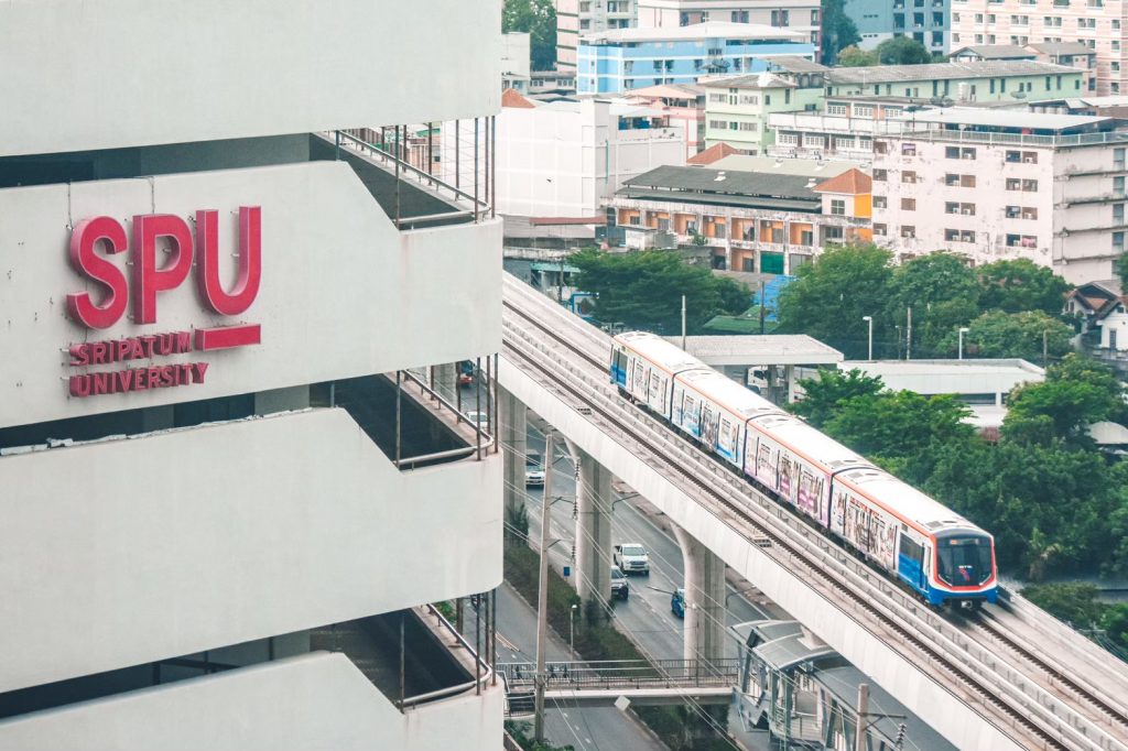 sky train หน้ามหาวิทยาลัยศรีปทุม, SPU, สถานีบางบัว, มหาวิทยาลัยศรีปทุม, DKESPU